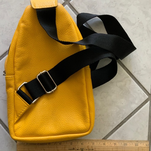 Italian Shoulder  Bag - Picture 5 of 6